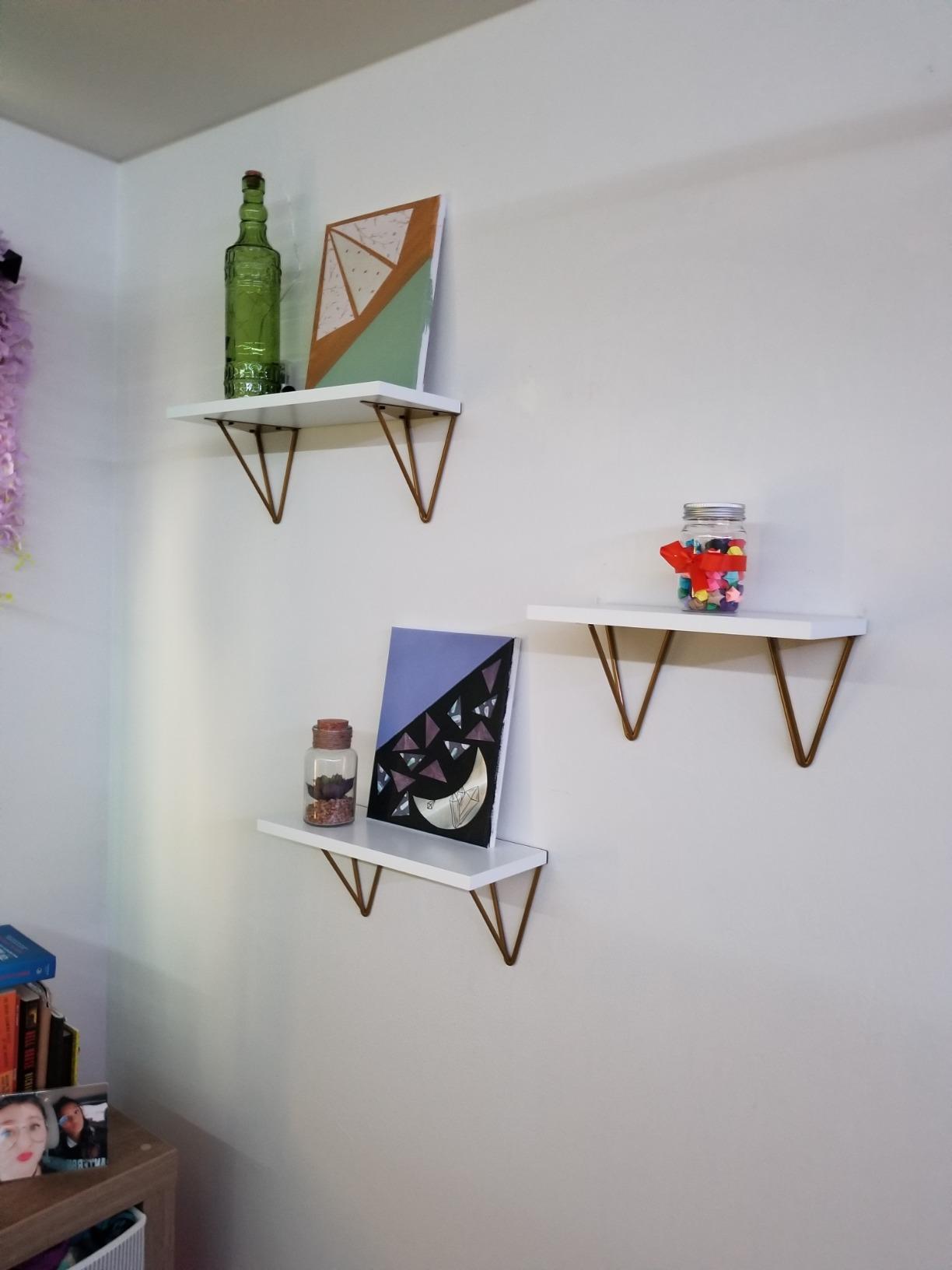 7/mo Finance AMADA HOMEFURNISHING Floating Shelves, White Wall