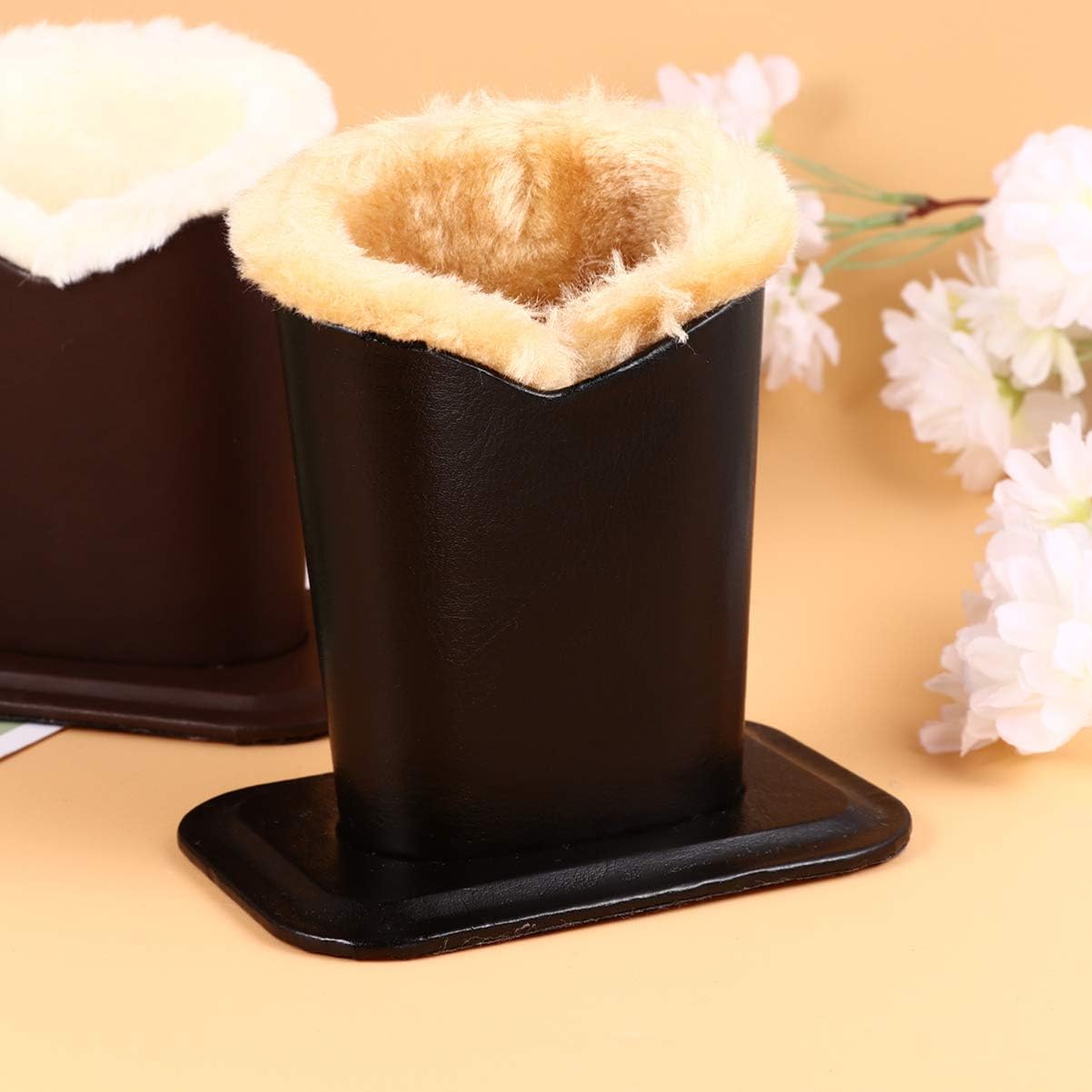 Toyvian 2Pcs Portable Glasses Holder Stand with Plush Lining Leather Eyeglass Holder for Home Office Car Desktop Storage - Image 4