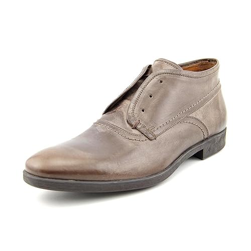 laceless chukka boots