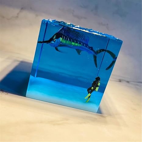 Amazon Sett Studio Usbランプ 手作り メカジキ ダイバー 魚 海洋動物 コレクター ギフト 樹脂 コレクション フィギュア インテリア シュール かわいい オリジナル メカジキ好き 誕生日 プレゼント 置物 道具 完成品 模型 置物 フィギュア ドール 通販