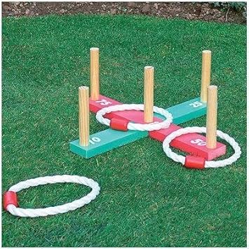 GARDEN/OUTDOOR ROPE QUOITS & WOODEN PEGS THROWING GAME