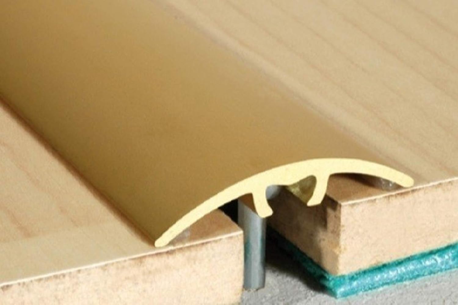 Гибкие пороги для пола cezar