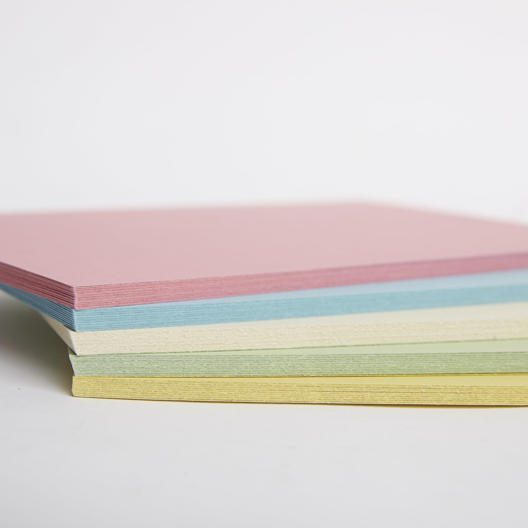 Stephens Pastel Coloured Card A5 240gsm 100 Sheets