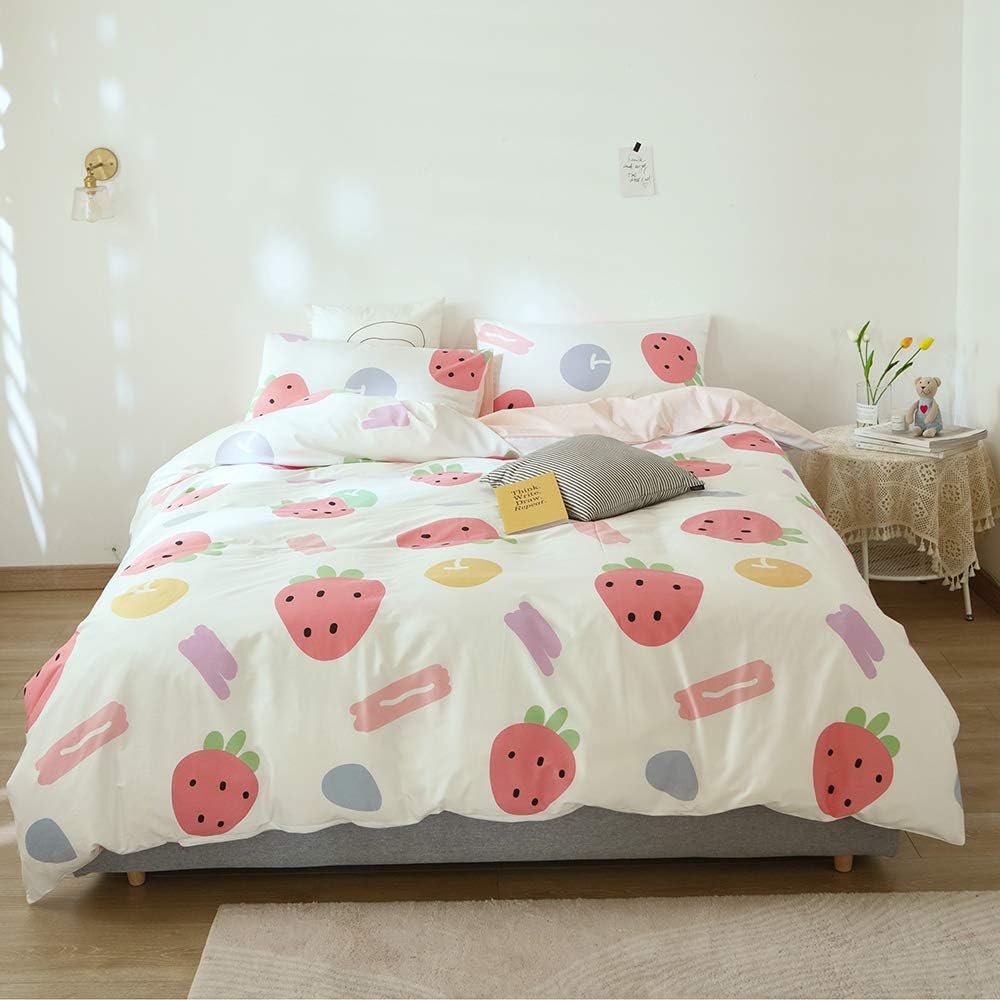 AMZTOP Sweet Strawberry Queen Duvet Cover Set (90x90inch), 3 Pcs (1 Cute Duvet Cover, 2 Pillowcases) All Season Ultra-Soft 100% Cotton Duvet Cover with Zipper Closure, Corner Ties