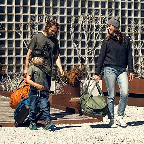 Thule Chasm Sport Duffel Bag 2 Thule Chasm Sport Duffel Bag