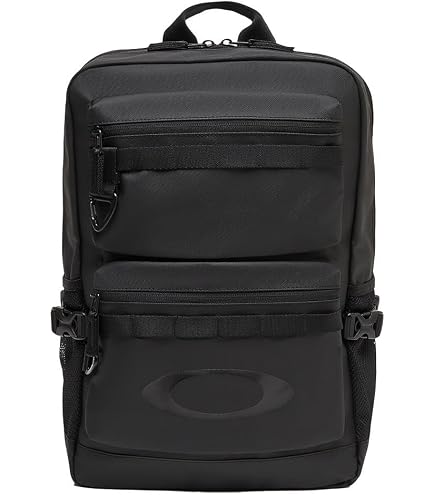 Amazon.com | Oakley Street Backpack with Media Pockets - Padded