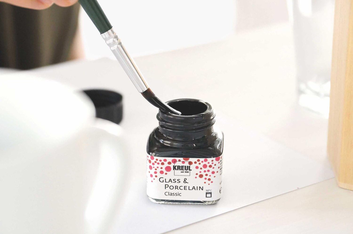 Kreul 16200 - Glass & Porcelain Classic Cream White, 20 ml Jar, Water-Based Gloss Glass and Porcelain Paint, Quick Dry, Opaque - Image 3