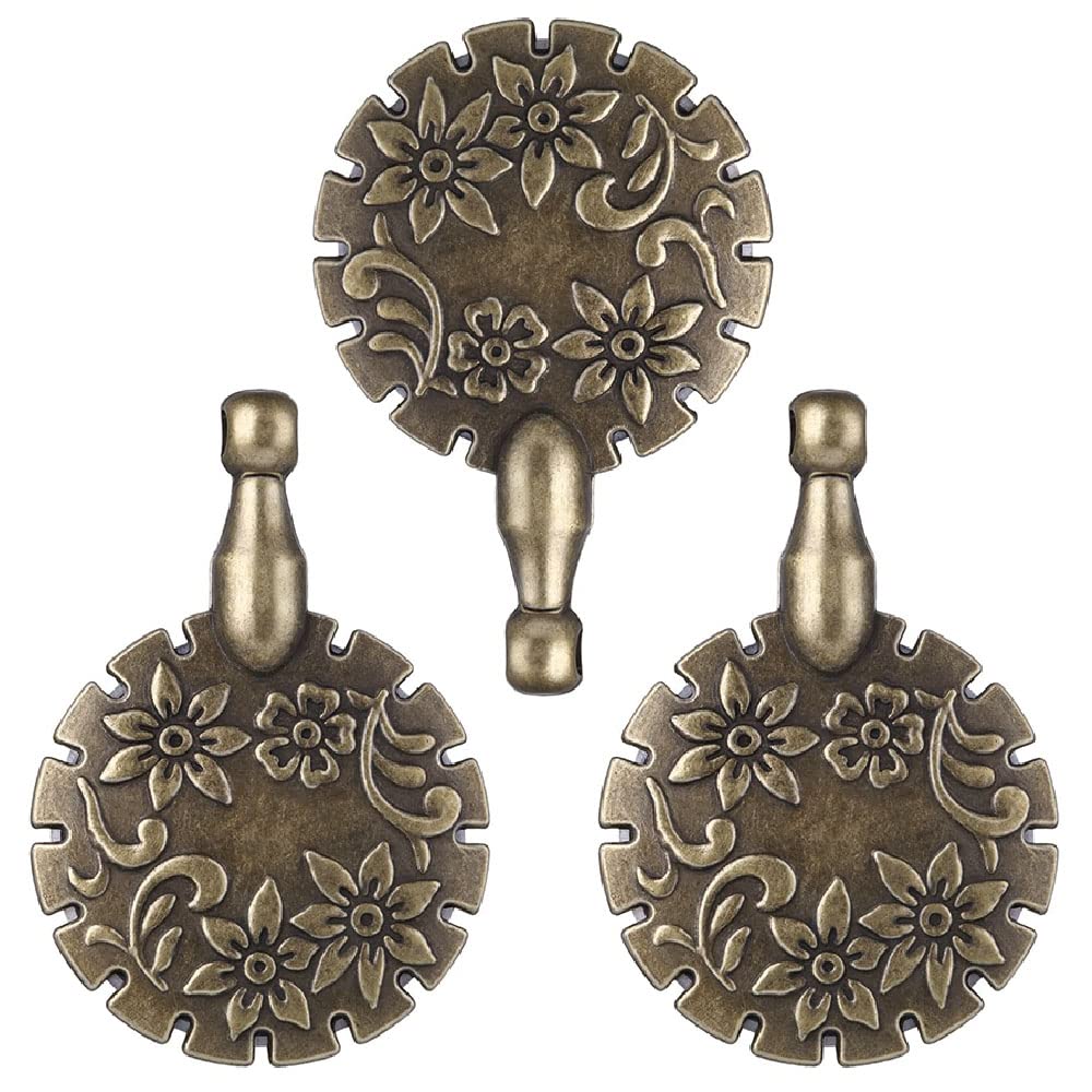 3 Pieces Sewing Yarn Cutters Pendants Round Thread Cutters Pendants DIY Sewing Tools for Sewing Craft Pendant Supplies