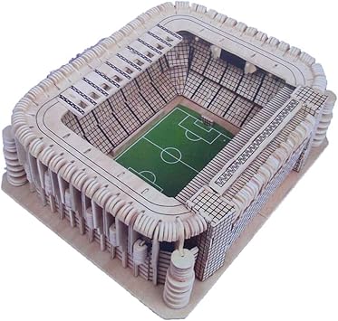 Amazon Co Jp エスタディオサンティアゴ ベルナベウの3dパズル 子供のdiy教育玩具はサッカー愛好家のためのモデルホームデコレーションギフトを組み立て10 4 10 4 9 45インチ スポーツ アウトドア