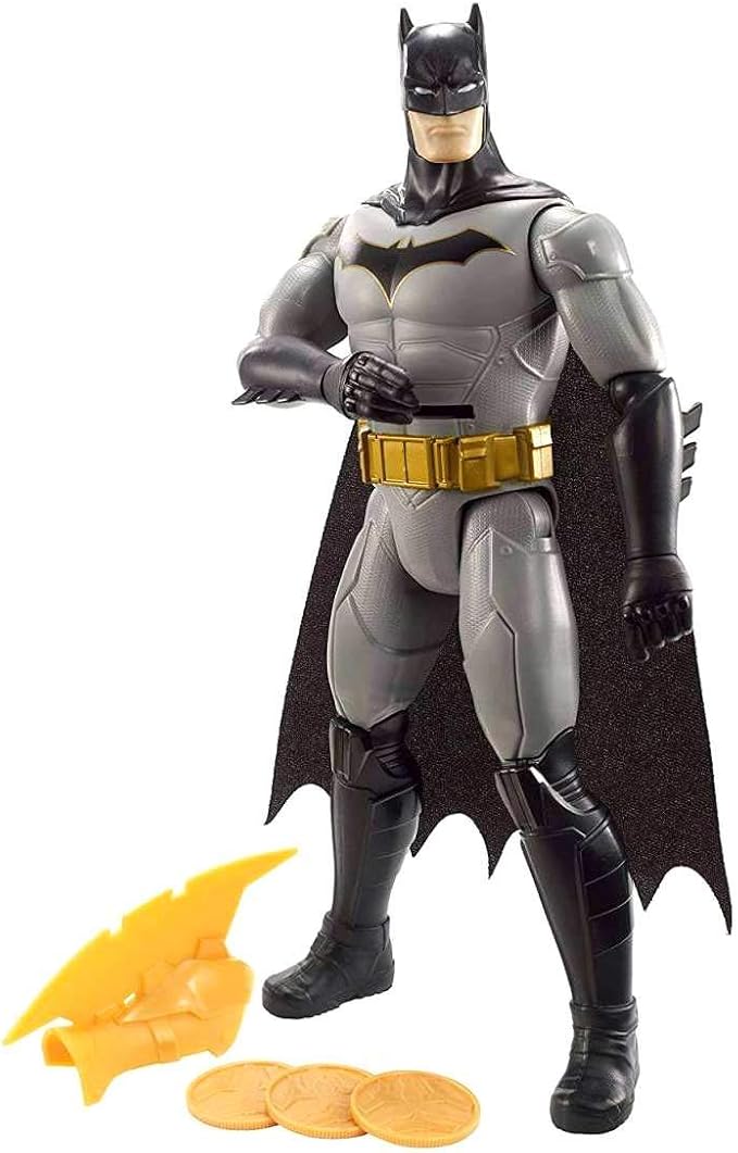 Mattel Fvm67 Dc Batman 30 Cm Figur Mit Wurfscheiben Spielzeug Actionfiguren Ab 4 Jahren Amazon De Bekleidung