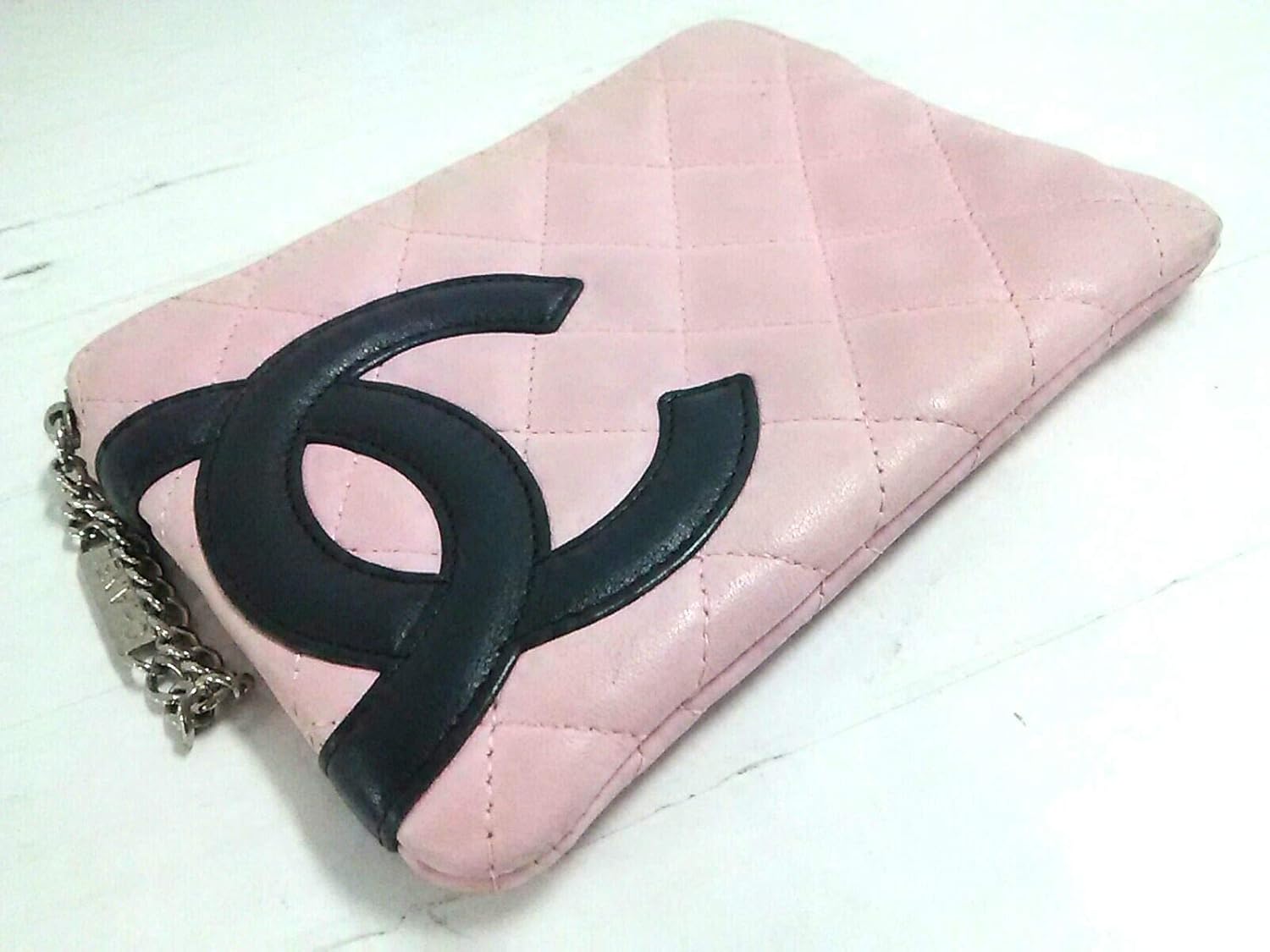 Amazon Co Jp シャネル Chanel ポーチ ピンク 黒 カンボンライン 中古 服 ファッション小物