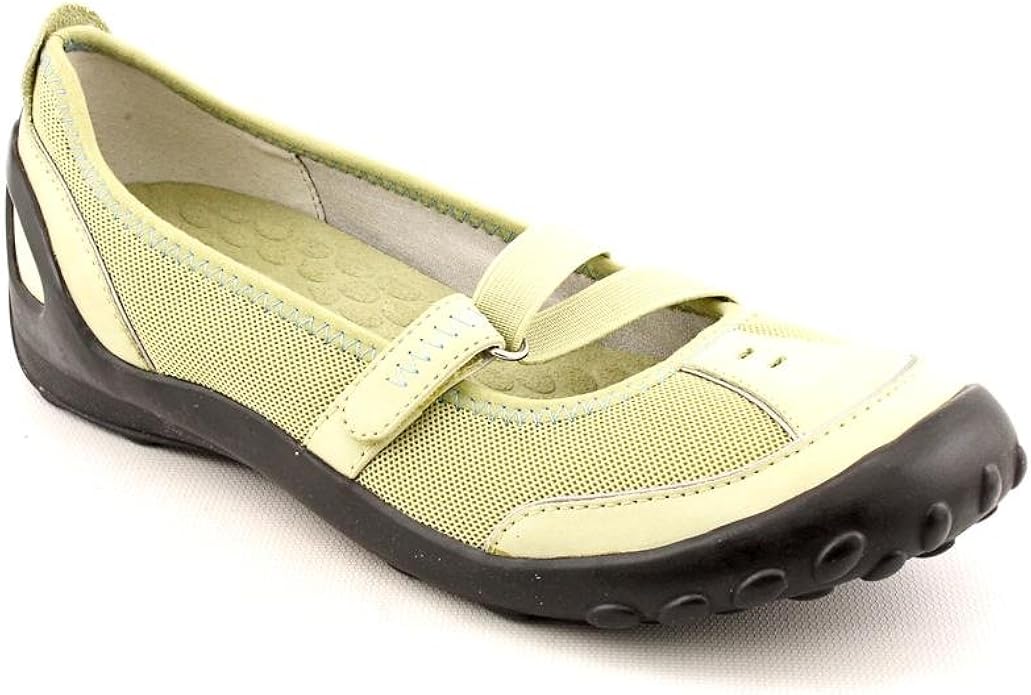 clarks privo flats