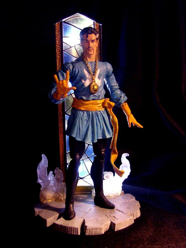 diamond select dr strange