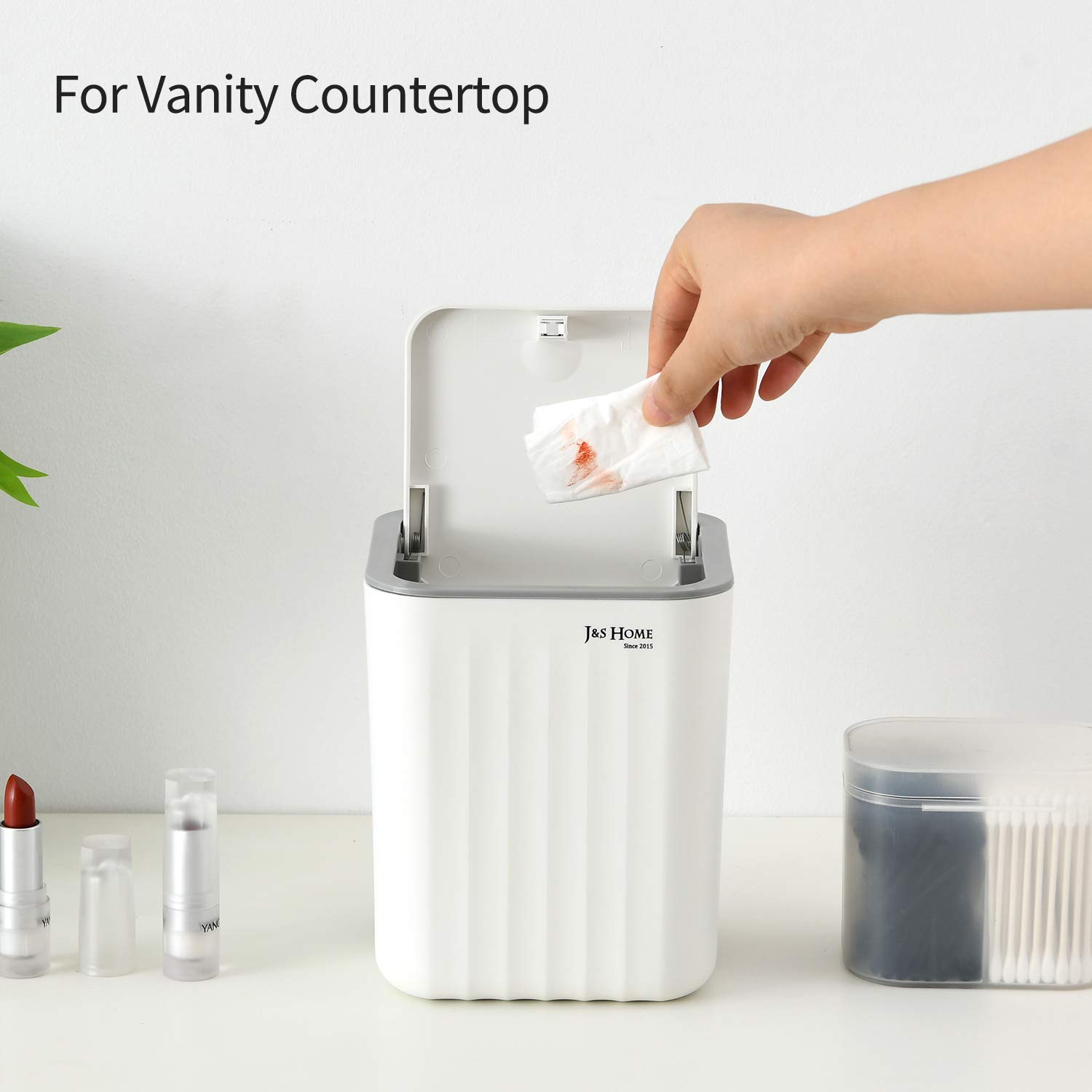 0.6 Gal Mini Desktop Trash Can with Lid, Small Square Countertop Garbage Bin, Plastic Tiny Tabletop Wastebasket for Office/Kitchen/Coffee Table, White: Industrial & Scientific