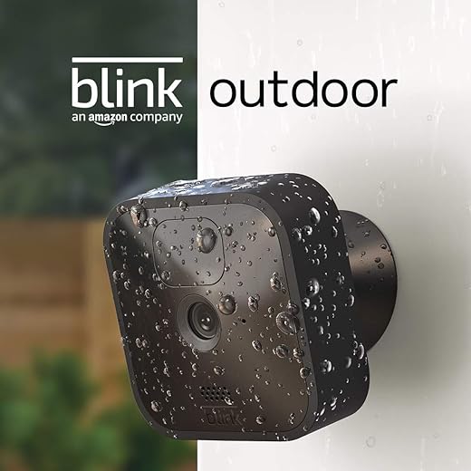 Nuova Blink Outdoor, Videocamera di sicurezza in HD, senza fili, resistente alle intemperie, batteria autonomia 2 anni, rilevazione movimento