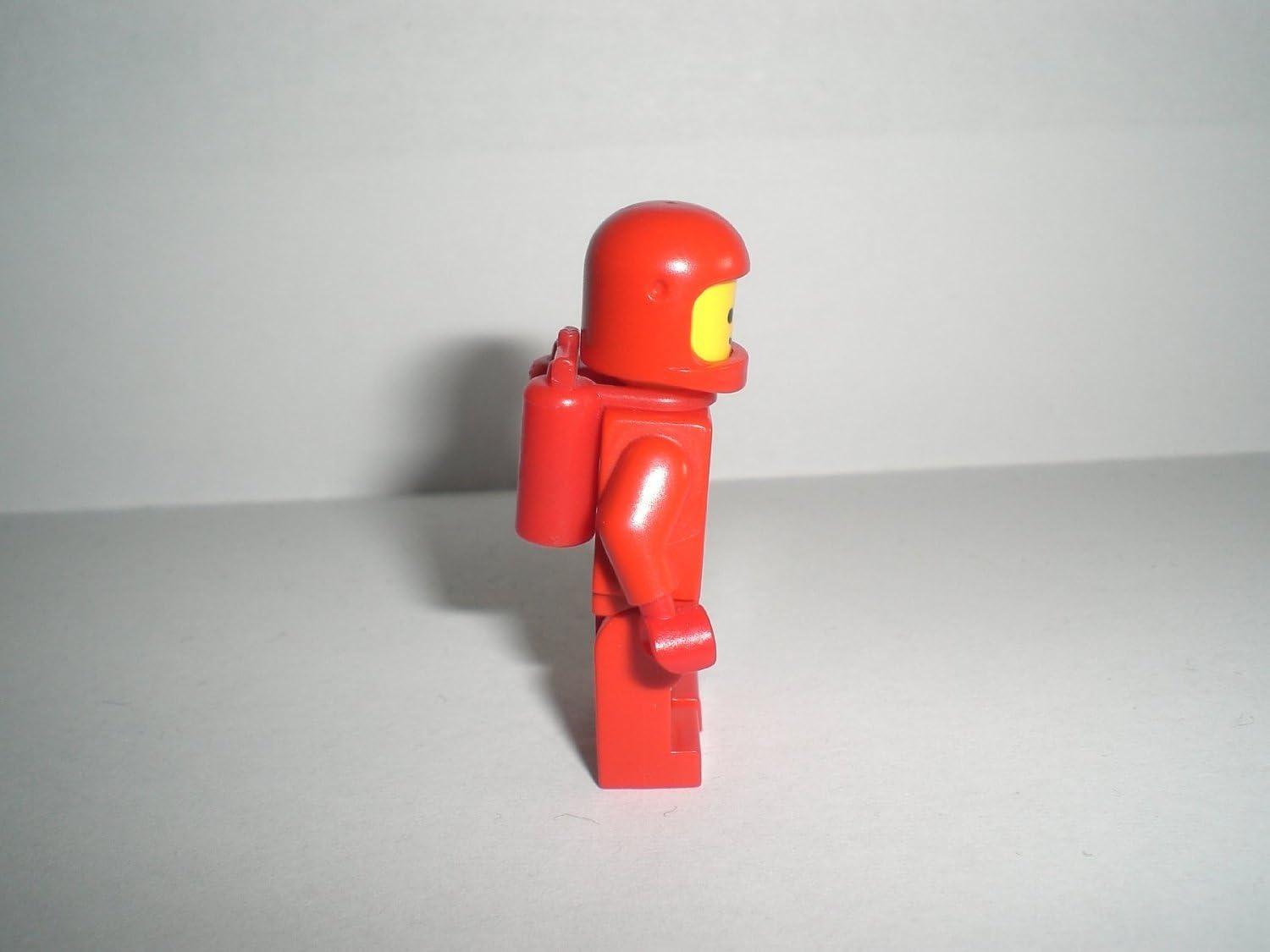 lego red classic spaceman