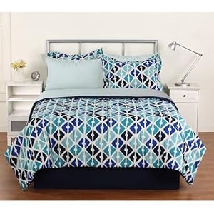 Amazon.com: Keeco Quatrefoils Complete Bed in a Bag