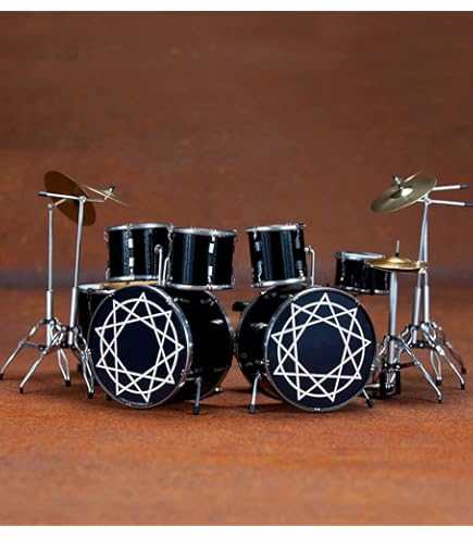 Amazon.com: FAN MERCH Queen Crest Collectible Bohemian Rhapsody