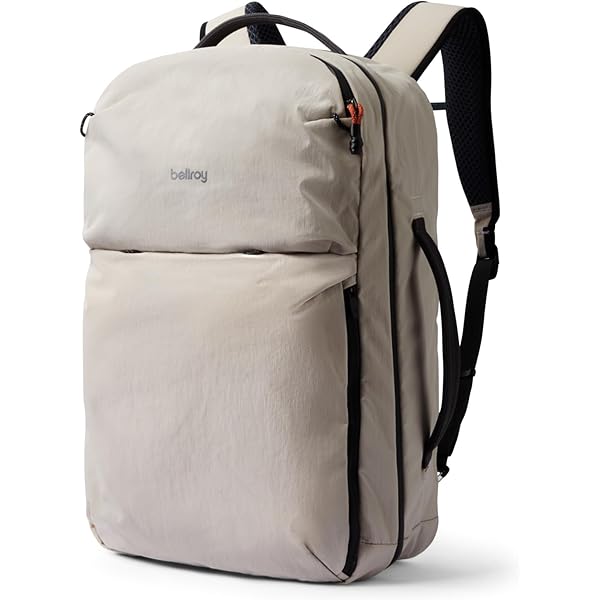 Amazon.com: Bellroy Classic Backpack - 3rd Edition (commuter backpack with  16 inch laptop sleeve, tactile fabric, luggage pass-through) - Black:  Clothing, Shoes & Jewelry