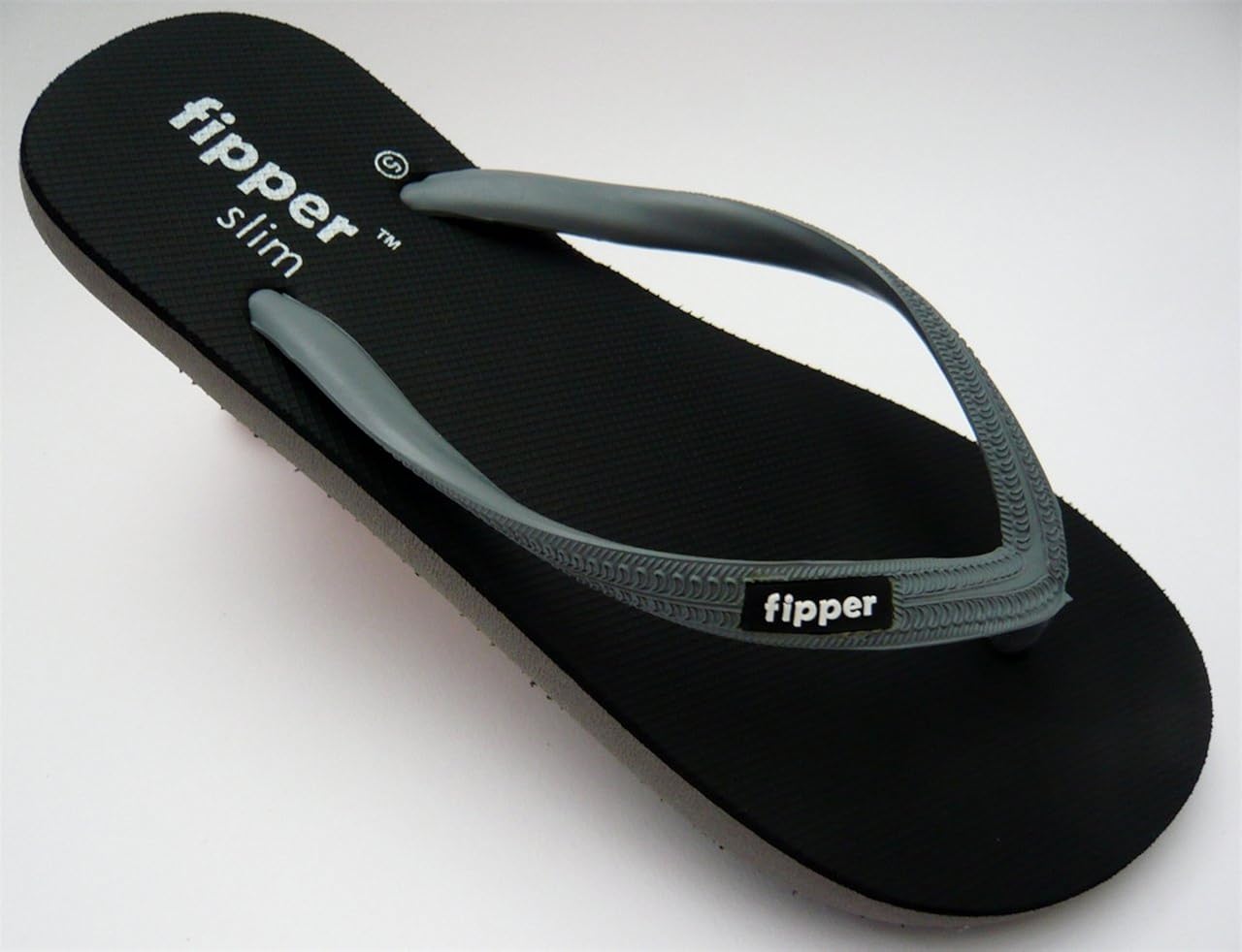 fipper slip on