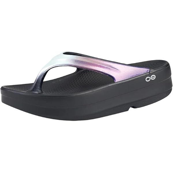 Amazon.com | OOFOS OOmega OOlala Recovery Sandal, Black