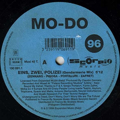 Eins Zwei Polizei Modo Amazon.fr CD et Vinyles} Eins Zwei Polizei Modo Amazon.fr CD et Vinyles}