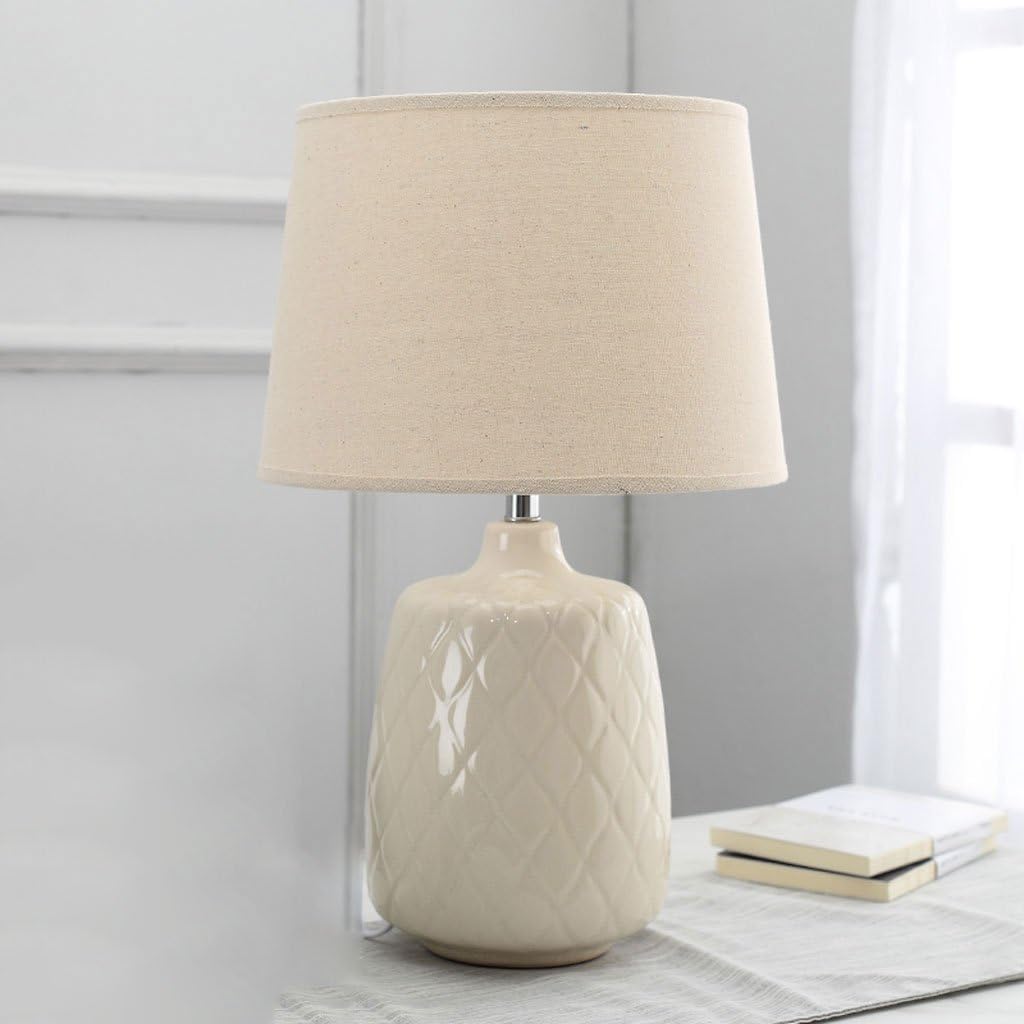 Nordic table lamp bedroom bedside lamp American style ceramic table lamp simple modern fashion cute warm night light ( Color : White )