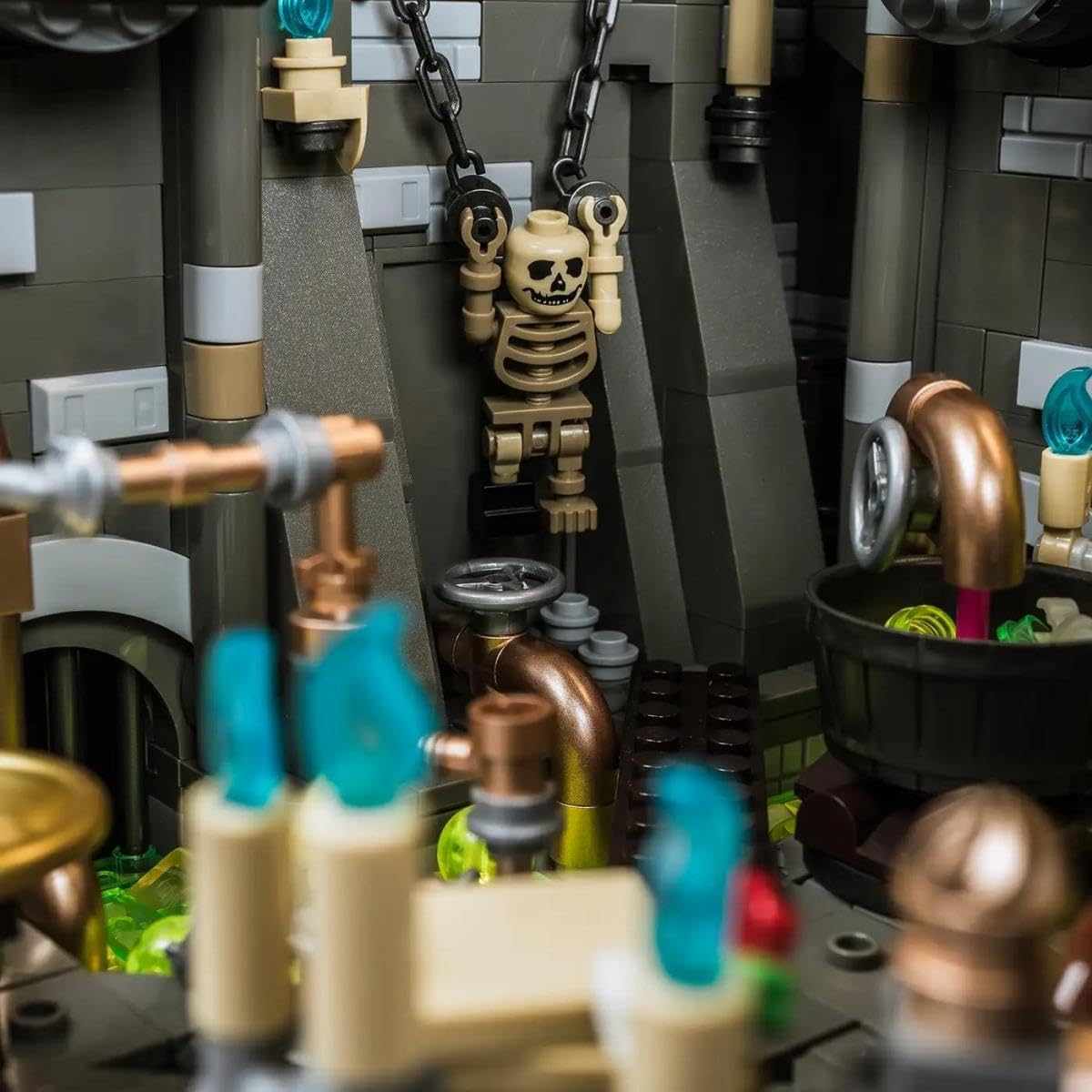 BlueBrixx Pro 108888 – Alchemistenlabor aus Klemmbausteinen mit 1438 Bauelementen 7