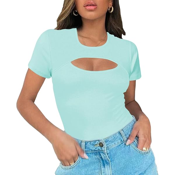 Amoretu Women's Plus Size V-Neck T-Shirt - Curved Hem Short Sleeve Tee In Grey, Size 5XL