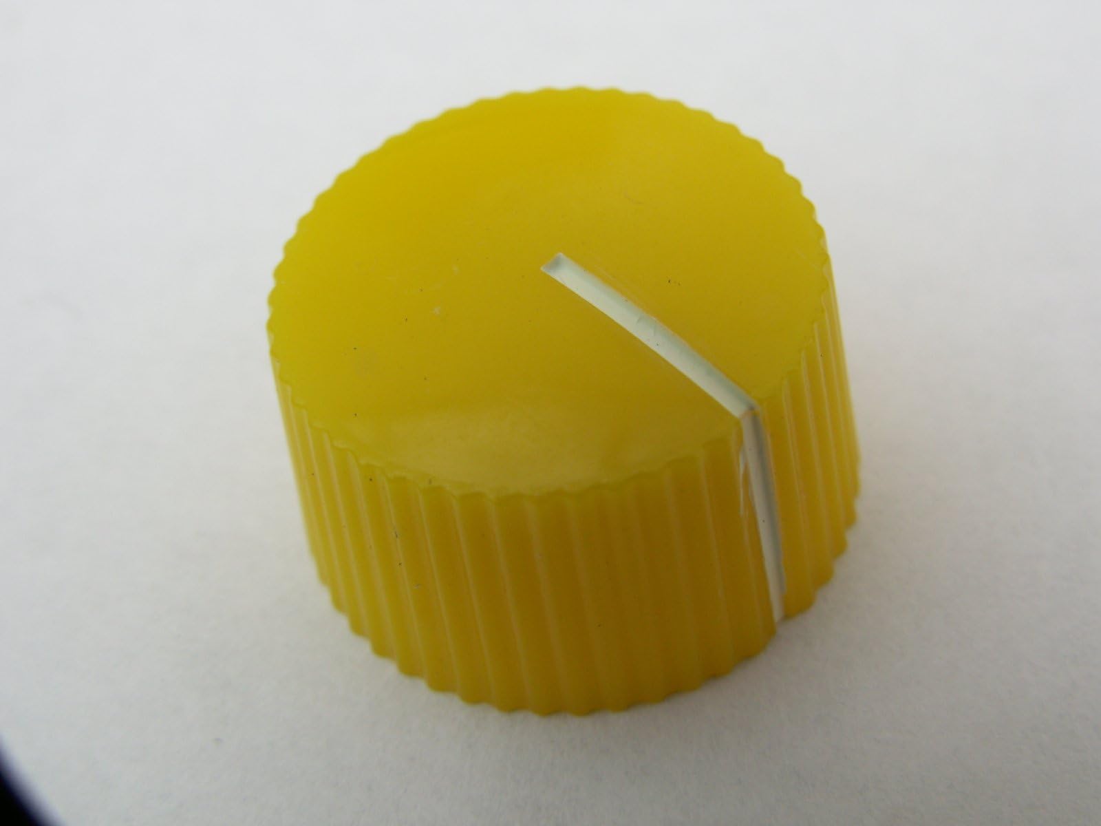 Yellow 20mm potentiometer knob guitar amplifier radio pot knob + screw