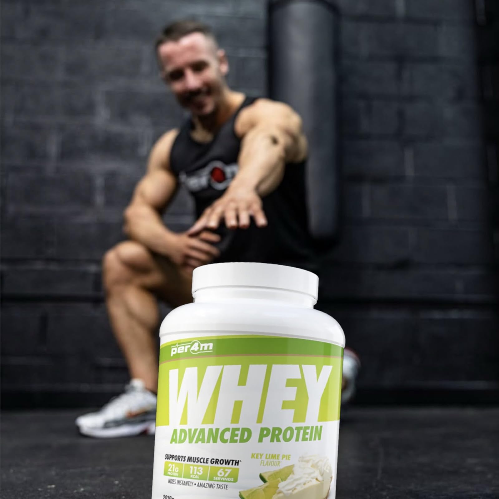 per4m Protein Whey Powder | 30 Servings of High Protein Shake with Amino Acids | for Optimal Nutrition When Training | Low Sugar Gym Supplements (Double Choc