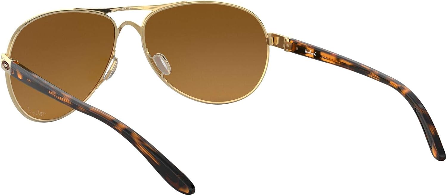 Oakley Women's OO4079 Feedback Metal Sunglasses, Polished Gold/Brown Gradient Polarized, 59 mm: Clothing