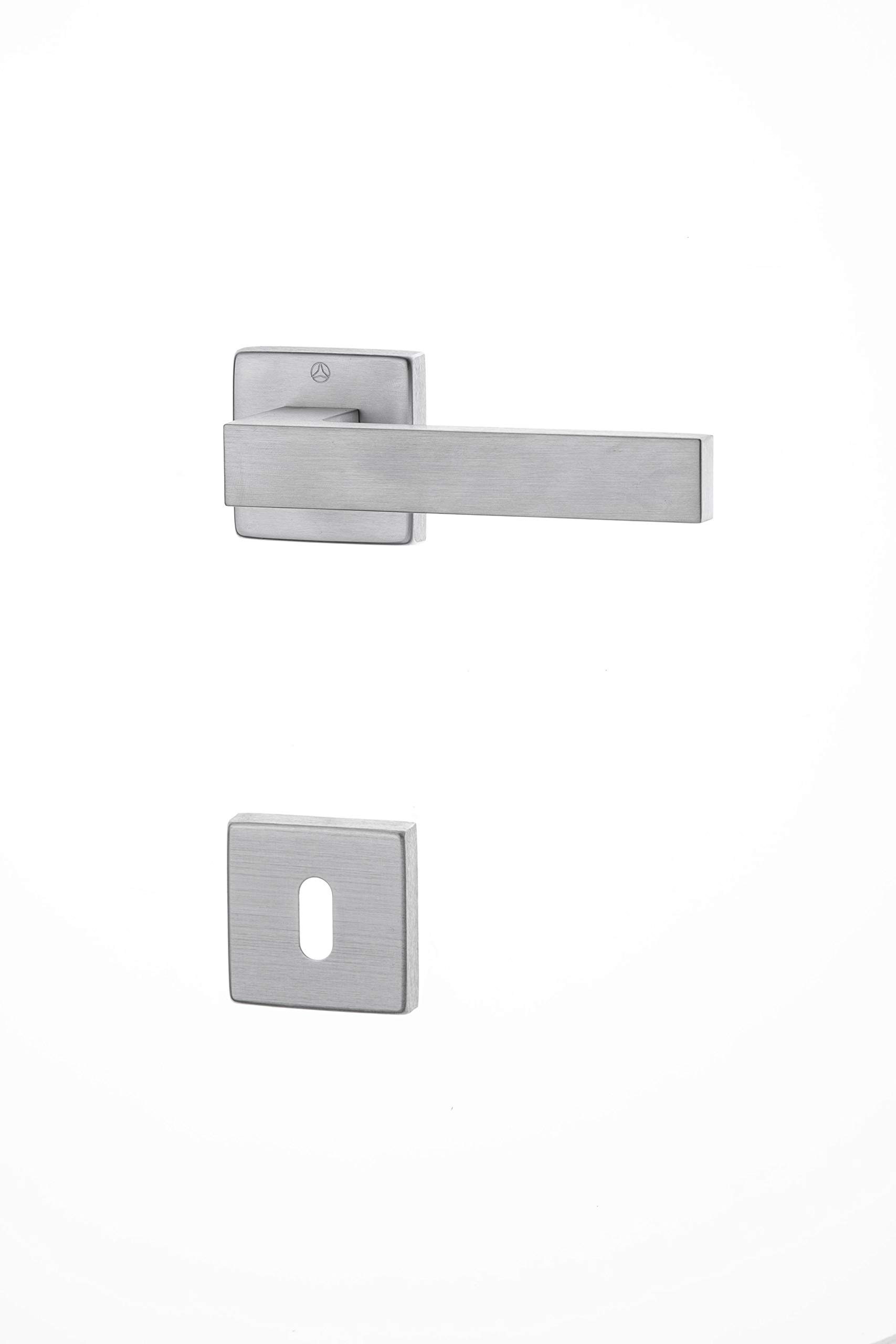 York Z Handle in Satin Chrome