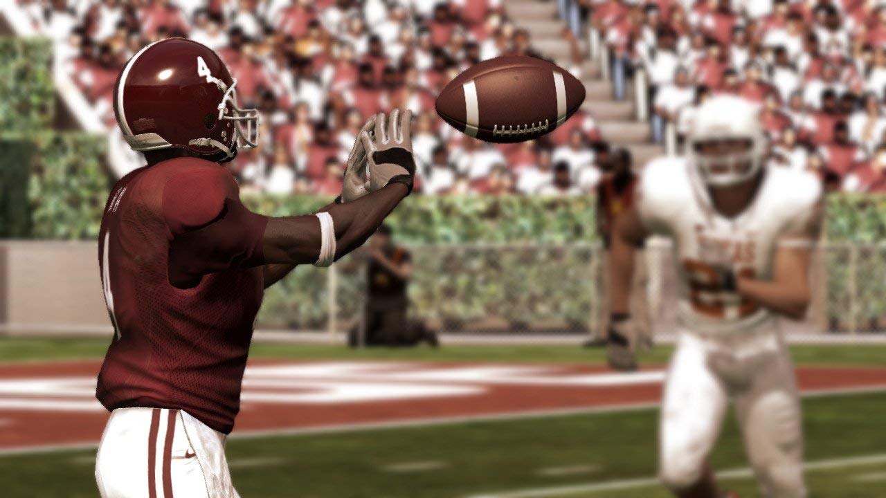 NCAA Football 11 - Xbox 360 (Renewed)
