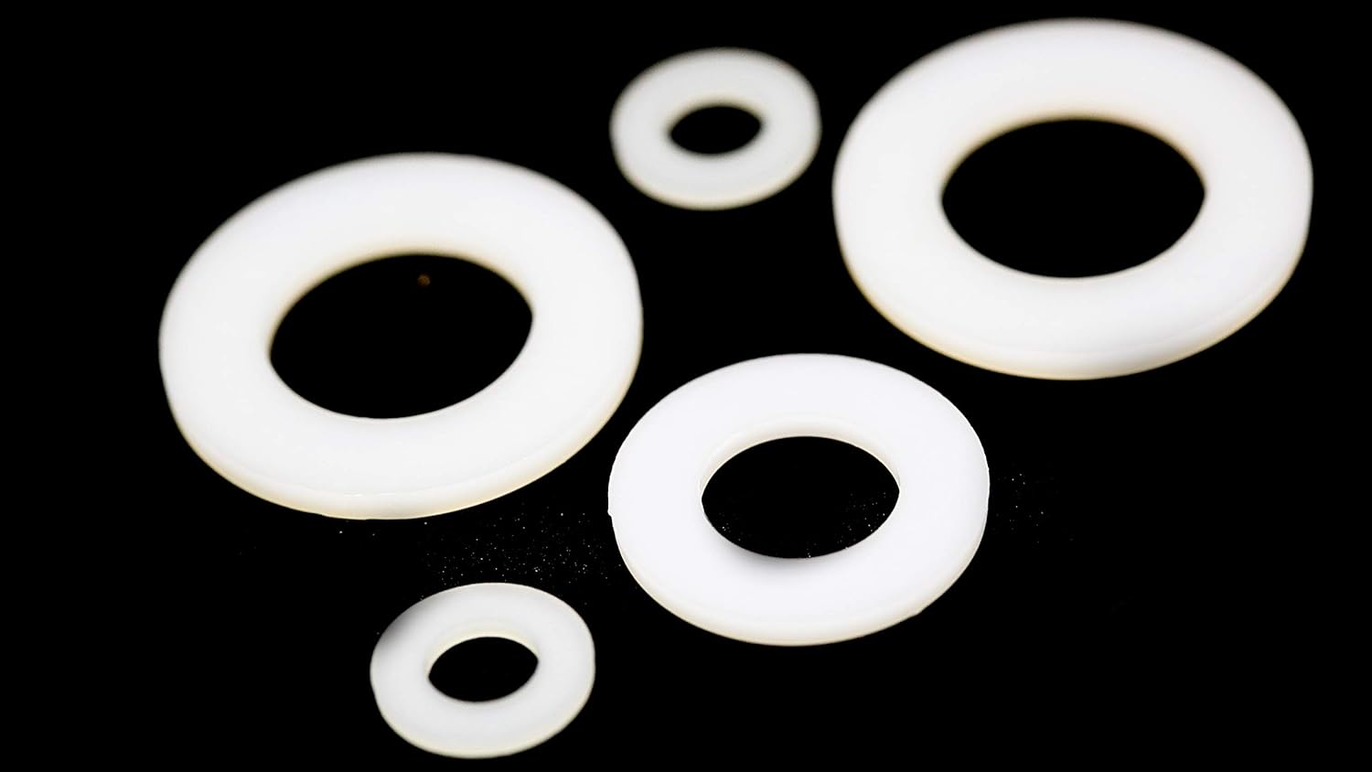 M10 (10mm) White Plastic Washers FormA Flat Nylon Washer (Pack of 20