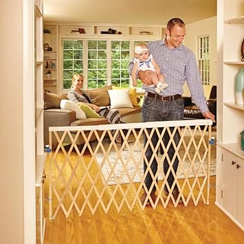Wooden expandable baby gate Clearance