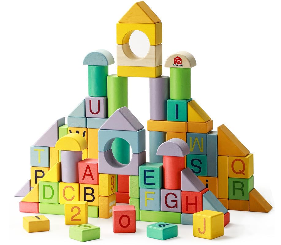 Dorjee - DT26013 - Natural wooden building blocks 84 pieces - in a convenient storage box - for ages 12 months and up.