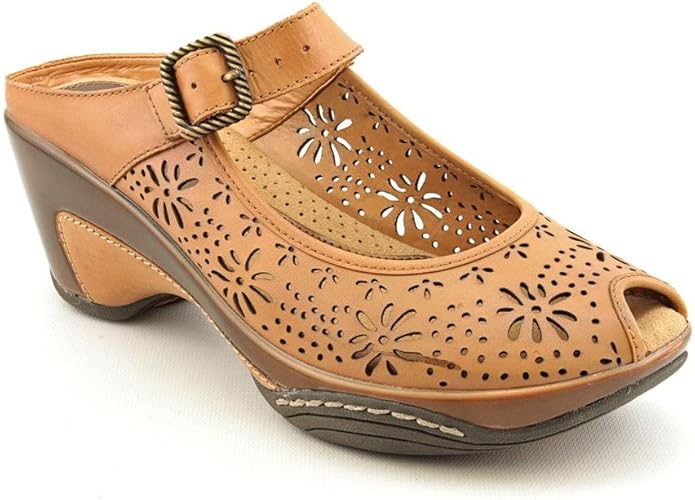 white mountain clogs