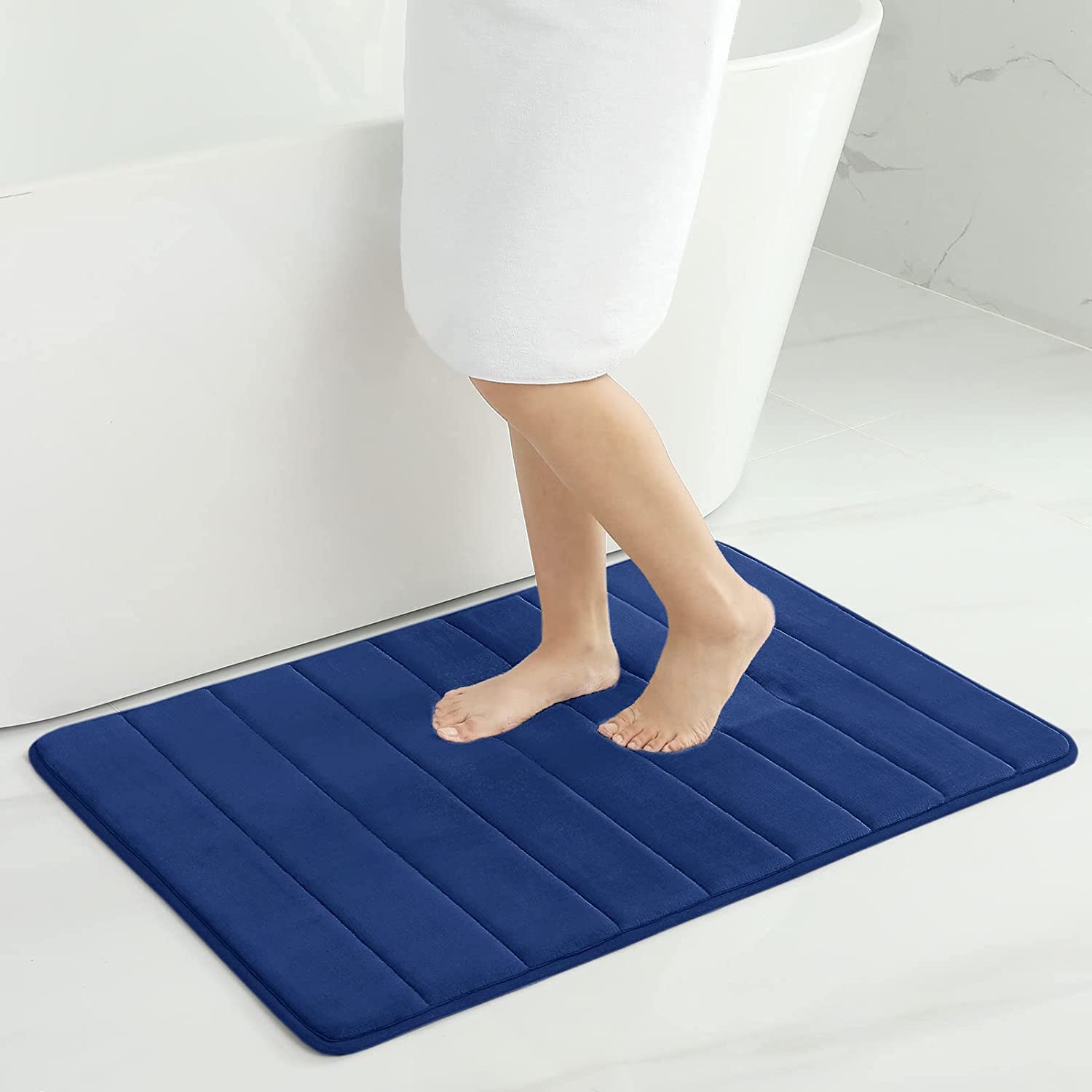 smiry Memory Foam Bath Mat, 60 x 90 cm, Extra Soft Non-Slip Bathroom Mat, Super Absorbent Bath Mats for Bathroom Floor, Machine-Washable Dry Bath Rug Foot Mat, Navy Blue