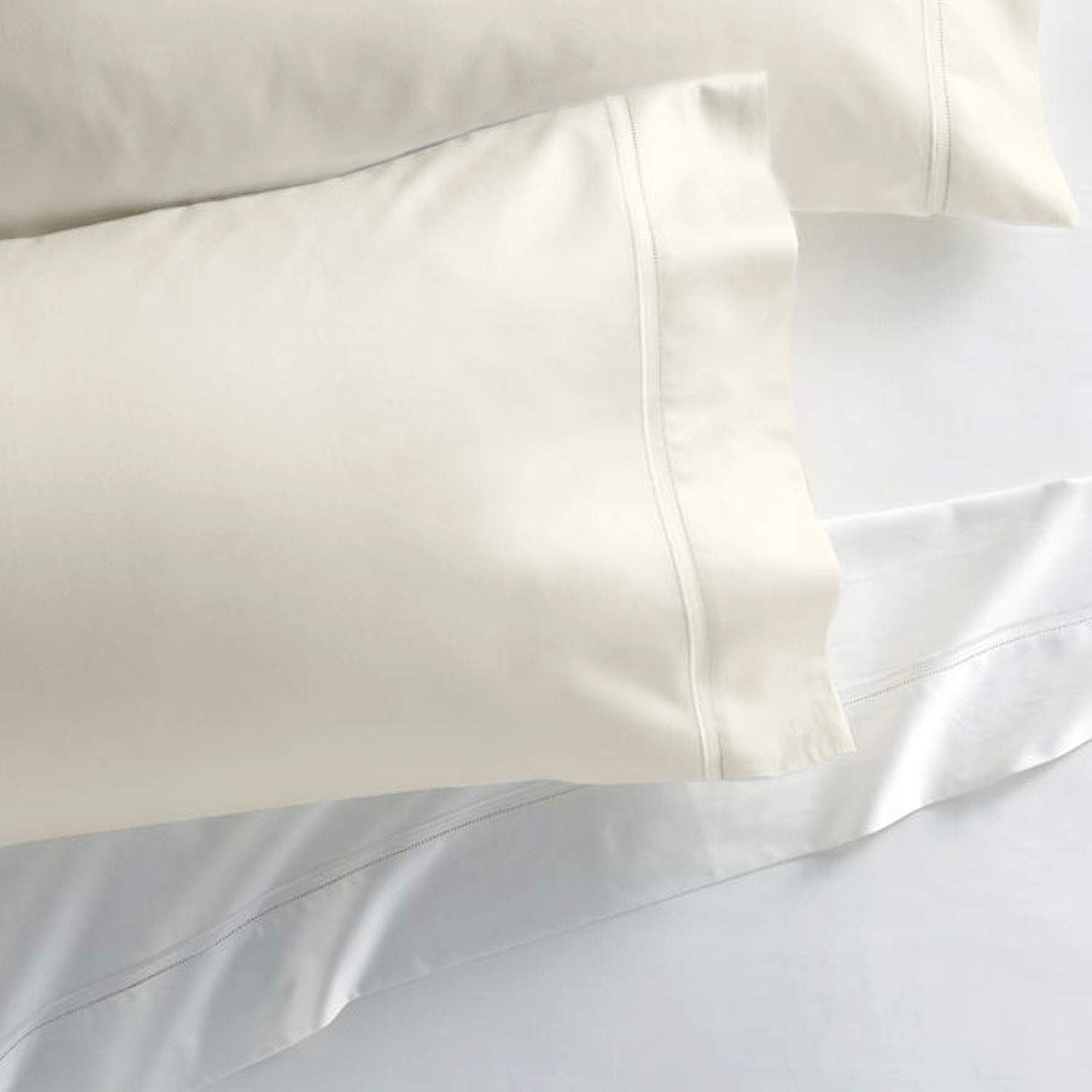 Westbrooke Queen Pillowcase Set of 2 - 500 Thread Count, 100% Ultra-Fine Cotton, Ivory Sateen Weave Pillow Covers - Soft, Crisp & Cool, Luxury Pillow Protectors for Hotels, Homes & Hospitals