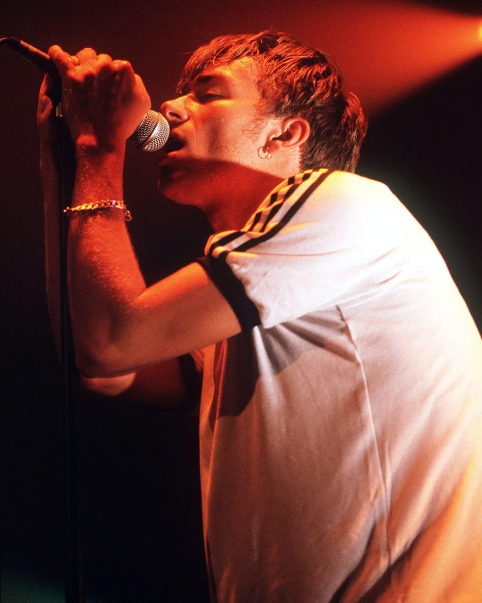 Photographs - worldphotographs Blur Damon Albarn 10x8 Photo