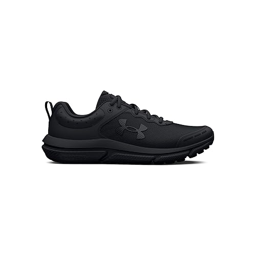 Under Armour Boys' Grade School Assert 10, (002) Black/Black/Black, 5, US