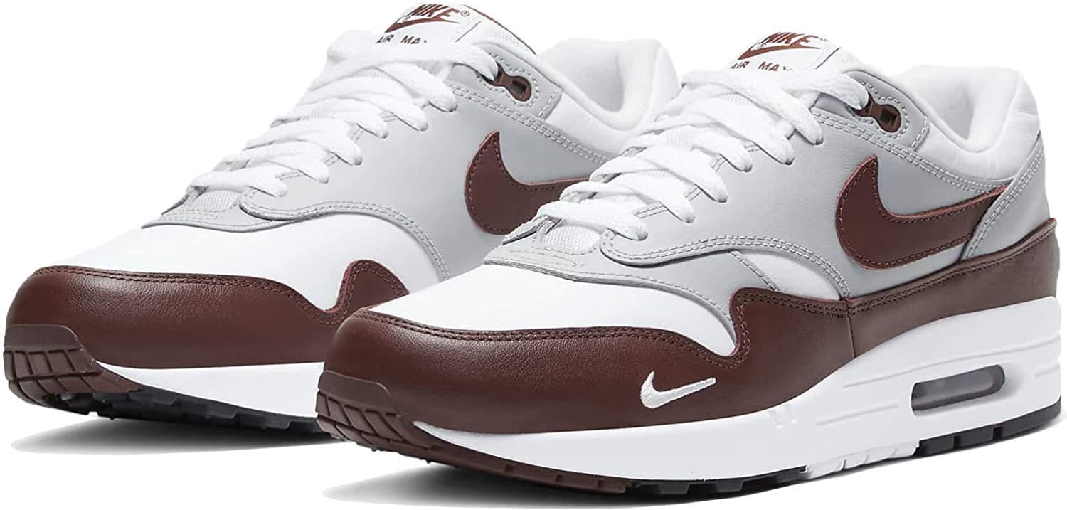 grey nike air max 1