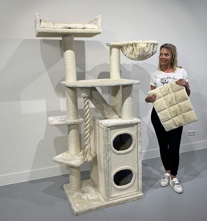 Arbre A Chat Xxl Geant Maine Cat Penthouse Beige Maine Coon Griffoir Arbres Pour Grand Gros Chats Solide A Grande Taille Original Design Moderne De Luxe Adulte Amazon Fr Animalerie