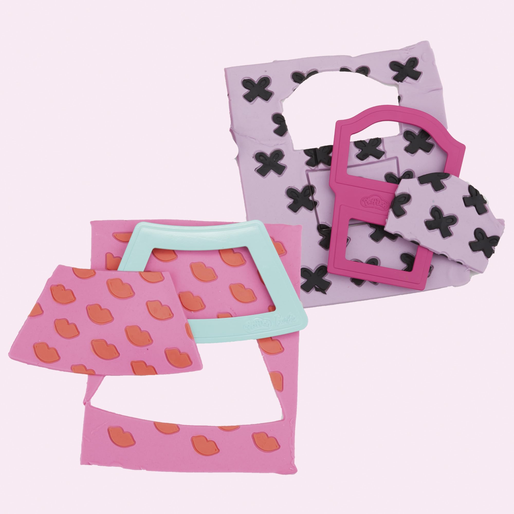 Play-Doh Barbie Designer Fashion Show Set, Make Doll Clothes with 21 Fashion Accessories & Modeling Compound, Kids Arts & Crafts for Girls & Boys 5+