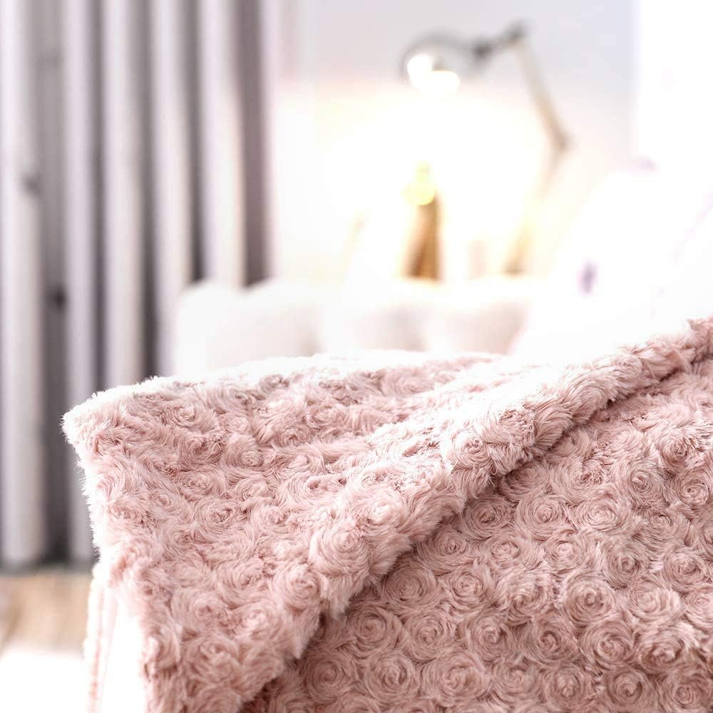 Vangao Throw Blanket Dimensional Rose Pattern Design Light Weight Luxurious Cozy Fuzzy Texture Hypoallergenic for Couch Chair Bed 50x60, Pink: Kitchen & Dining