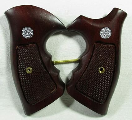 Amazon Com Smooth Industries Wood Checkered Grips For S W Revolvers K L Frame Square Round Butt New Sports Outdoors