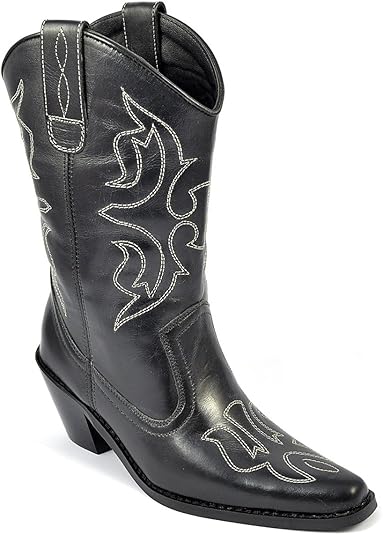 ladies cowboy boots size 5