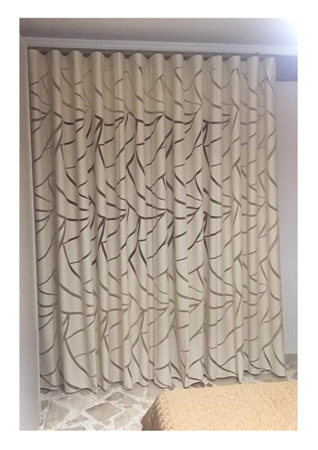 Tenda Turandot di Via Roma,60 mis. 350 x h. 280 cm colore beige.Tenda