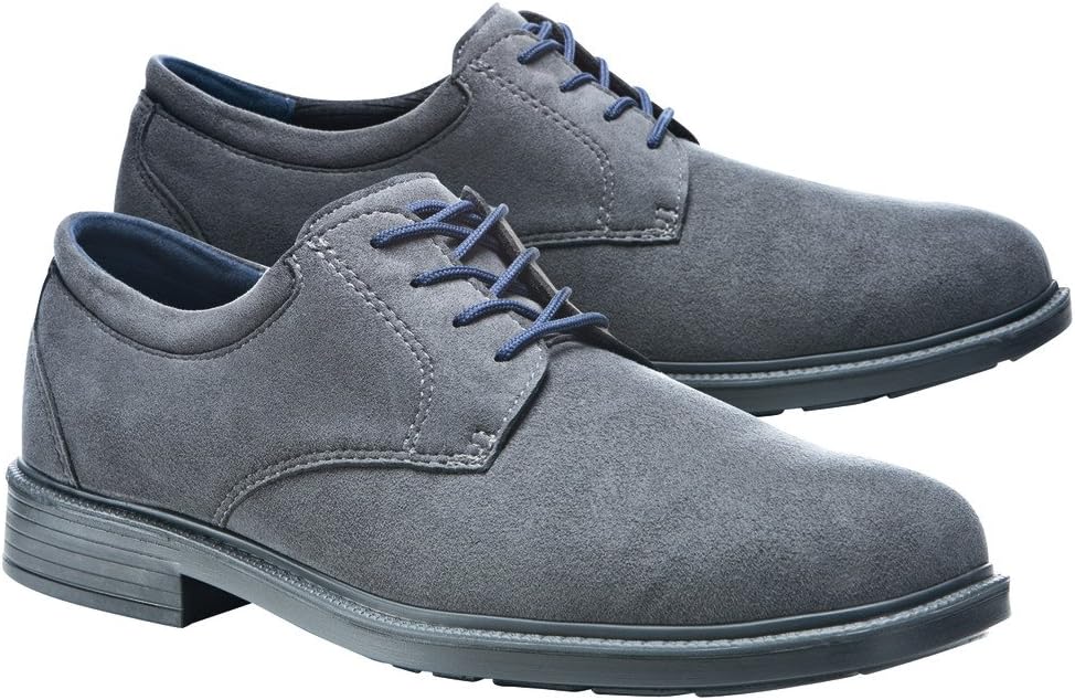 grey work shoes